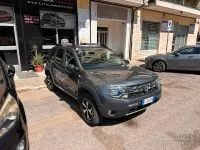 Usata Dacia Duster 109 CV (80 kW) 2017 Grigio SUV