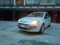 Usata Fiat Grande Punto 77 CV (56 kW) 2010 Grigio Utilitaria