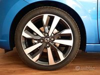 Usata Nissan Micra Tekna 125 CV (91 kW) 2022 Blu Utilitaria