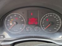 Usata VW Golf V 102 CV (75 kW) 2007 Grigio Utilitaria