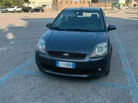 Usata Ford Fiesta 73 CV (53 kW) 2006 Utilitaria