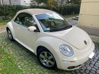 Usata VW New Beetle Cabriolet 105 CV (77 kW) 2008 Beige Cabrio