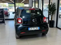 Usata Smart ForFour 71 CV (52 kW) 2018 Nero Utilitaria