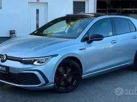 Usata VW Golf VIII GTI 245 CV (180 kW) 2023 Grigio Berlina
