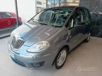 Usata Lancia Musa Gold 95 CV (69 kW) 2011 Bronzo Monovolume