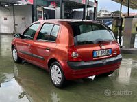 Usata Renault Clio II 58 CV (42 kW) 2005 Utilitaria