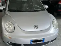 Usata VW New Beetle 105 CV (77 kW) 2006 Grigio Utilitaria