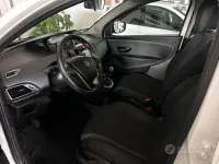 Usata Lancia Ypsilon 85 CV (62 kW) 2017 Bianco Utilitaria