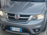 Usata Fiat Freemont Lounge 170 CV (125 kW) 2016 Grigio SUV