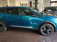Nuova Peugeot 2008 Allure 101 CV (74 kW) 2026 Blu obsession SUV