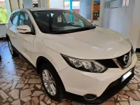 Usata Nissan Qashqai Tekna 110 CV (80 kW) 2016 Bianco SUV
