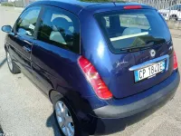 Usata Lancia Ypsilon 69 CV (50 kW) 2004 Vernice metallizzata Utilitaria