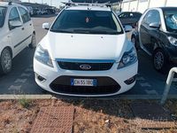 Usata Ford Focus 100 CV (73 kW) 2011 Bianco Station wagon