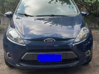 Usata Ford Fiesta 97 CV (71 kW) 2012 Blu Utilitaria