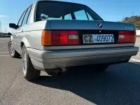 Usata BMW 318 114 CV (83 kW) 1988 Grigio Berlina
