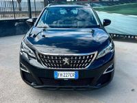 Usata Peugeot 3008 120 CV (88 kW) 2017 Nero SUV