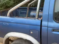 Usata Nissan Navara 104 CV (76 kW) 1999 Bluazzurro Pick-up
