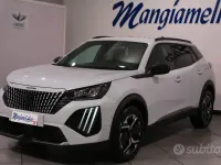 Usata Peugeot 2008 Allure 131 CV (96 kW) 2023 Bianco SUV