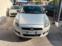 Usata Fiat Bravo 90 CV (66 kW) 2012 Grigio Utilitaria