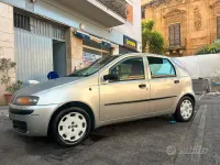 Usata Fiat Punto 60 CV (44 kW) 2002 Grigio Utilitaria