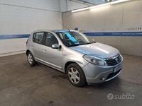 Usata Dacia Sandero Ambiance 75 CV (55 kW) 2009 Grigio Utilitaria