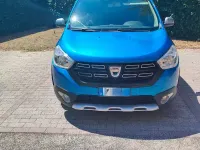 Usata Dacia Lodgy Stepway 116 CV (85 kW) 2019 Bluazzurro Monovolume
