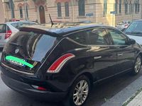 Usata Lancia Delta 120 CV (88 kW) 2011 Utilitaria