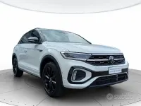 Usata VW T-Roc R-line 150 CV (110 kW) 2023 Pure white nero SUV