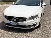 Usata Volvo S60 Kinetic 115 CV (84 kW) 2014 Bianco Berlina