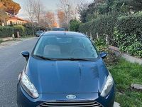 Usata Ford Fiesta 92 CV (67 kW) 2014 Blu Utilitaria