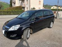 Usata Opel Zafira 140 CV (102 kW) 2010 Nero Monovolume