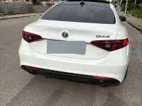 Usata Alfa Romeo Giulia 180 CV (132 kW) 2017 Bianco Berlina