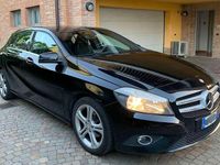 Usata Mercedes A180 109 CV (80 kW) 2012 Nero Utilitaria
