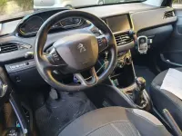 Usata Peugeot 208 Access 68 CV (50 kW) 2013 Nero Utilitaria