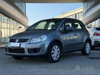 Usata Suzuki SX4 99 CV (72 kW) 2009 Grigio SUV