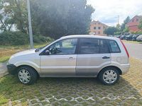 Usata Ford Fusion 80 CV (58 kW) 2004 Grigio Monovolume
