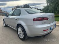 Usata Alfa Romeo 159 120 CV (88 kW) 2005 Grigio Berlina
