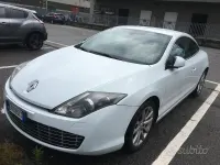 Usata Renault Laguna Coupé 150 CV (110 kW) 2011 Bianco Coupé