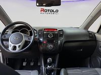 Usata Kia Venga 124 CV (91 kW) 2011 Bianco Utilitaria