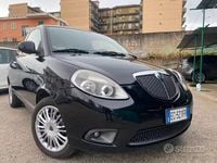 Usata Lancia Ypsilon 75 CV (55 kW) 2011 Nero Utilitaria