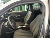 Usata Peugeot 2008 Allure 101 CV (74 kW) 2025 Grigio SUV
