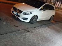Usata Mercedes B200 2016 Bianco Monovolume