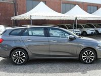Usata Fiat Tipo Lounge 120 CV (88 kW) 2017 Grigio scuro Station wagon