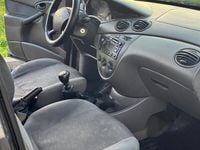 Usata Ford Focus 100 CV (73 kW) 2002 Utilitaria