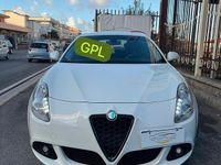 Usata Alfa Romeo Giulietta Progression 120 CV (88 kW) 2012 Bianco Utilitaria