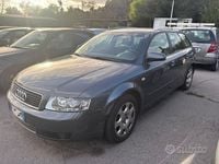 Usata Audi A4 130 CV (95 kW) 2004 Grigio Station wagon