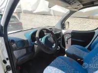 Usata Fiat Doblò 63 CV (46 kW) 2003 Bianco Monovolume