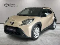 Usata Toyota Aygo X Trend 72 CV (52 kW) 2022 Giallo SUV
