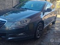 Usata Lancia Delta 120 CV (88 kW) 2012 Grigio Utilitaria