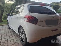 Usata Peugeot 208 82 CV (60 kW) 2016 Bianco Utilitaria